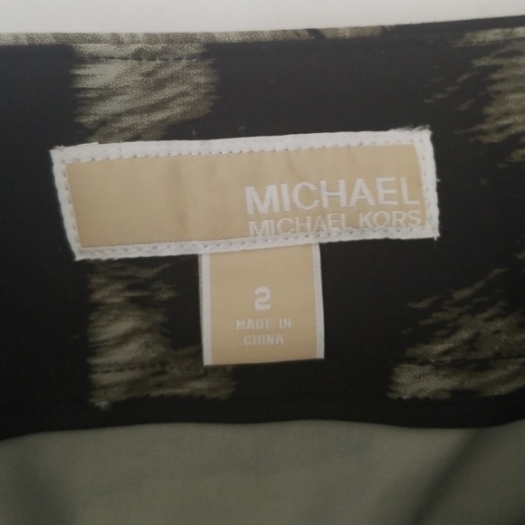 MICHAEL KORS Zebra Print Mini Skirt w/ Zipper Mini Skirt 2. - Picture 6 of 7